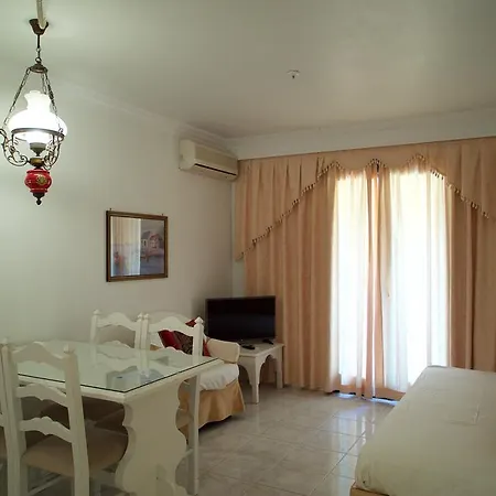 Christina Apartment *