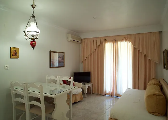 Christina Apartment *