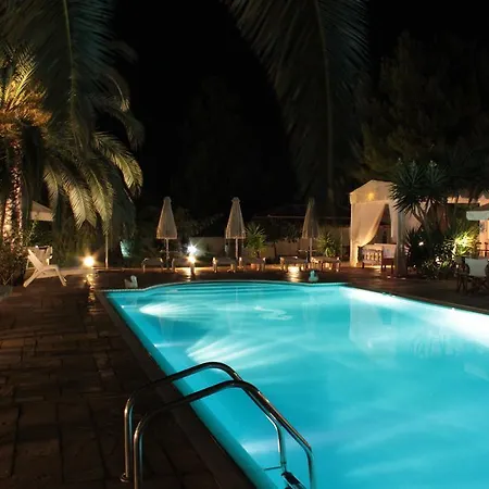 Christina アパート