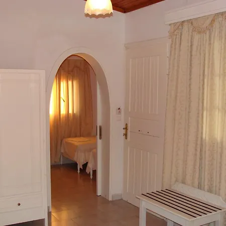 アパート Christina